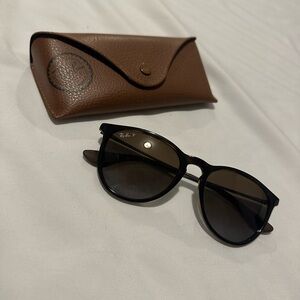 Ray-Ban Black Sunglasses with Brown Case